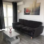 Metropolia Business Deluxe Apt, Ac, Wifi, Parking, Fv 公寓