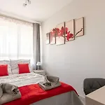Metropolia Business Deluxe Apt, Ac, Wifi, Parking, Fv 公寓 *