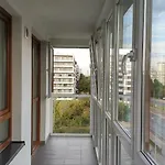 公寓 Metropolia Business Deluxe Apt, Ac, Wifi, Parking, Fv 华沙