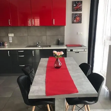 Metropolia Business Deluxe Apt, Ac, Wifi, Parking, Fv